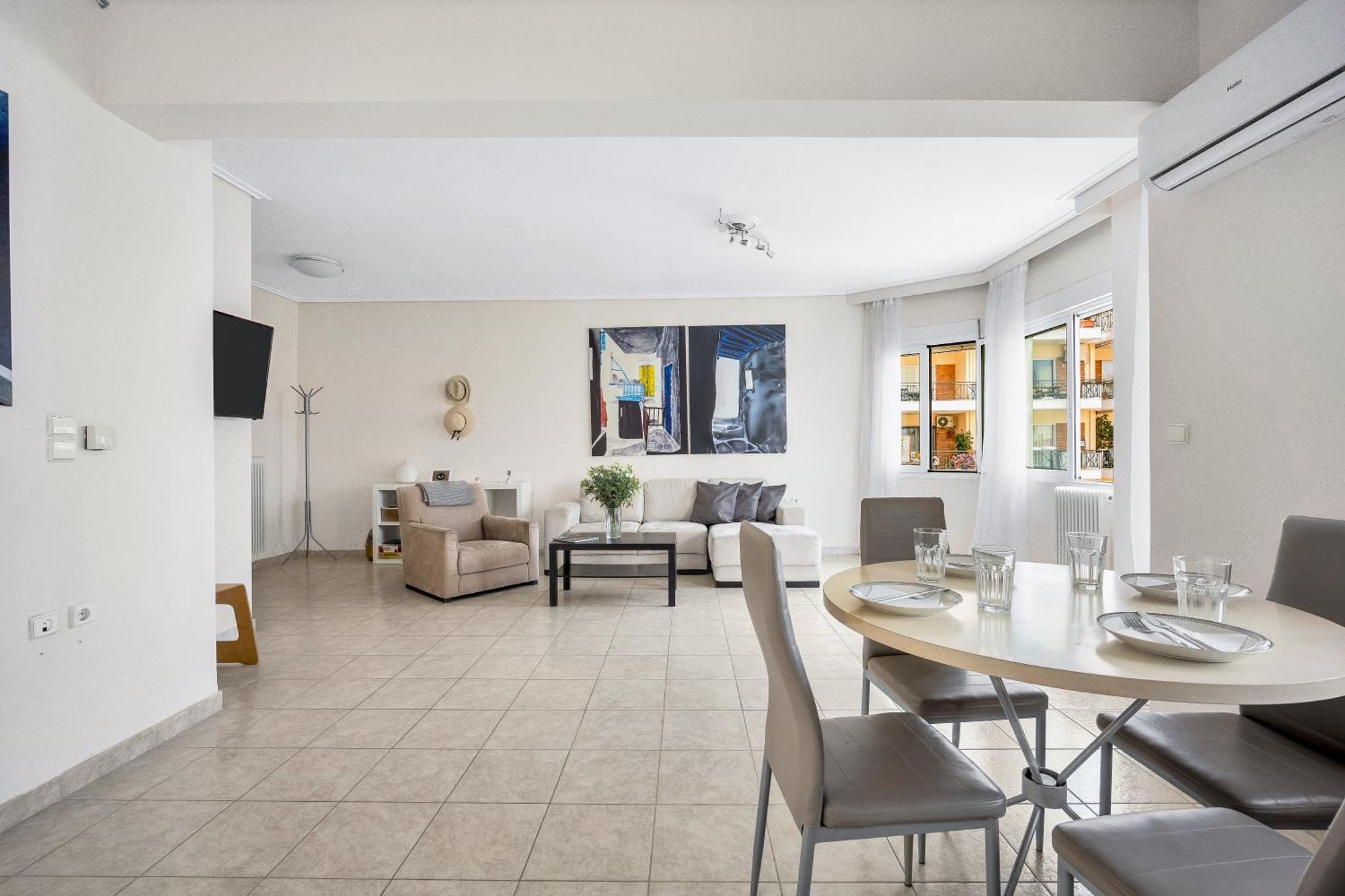 Fabulous Central Apartment Close To The Sea! Chalkís Exterior foto